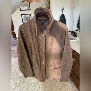 Vintage Woolrich women’s wool jacket. Brown, size small/medium.